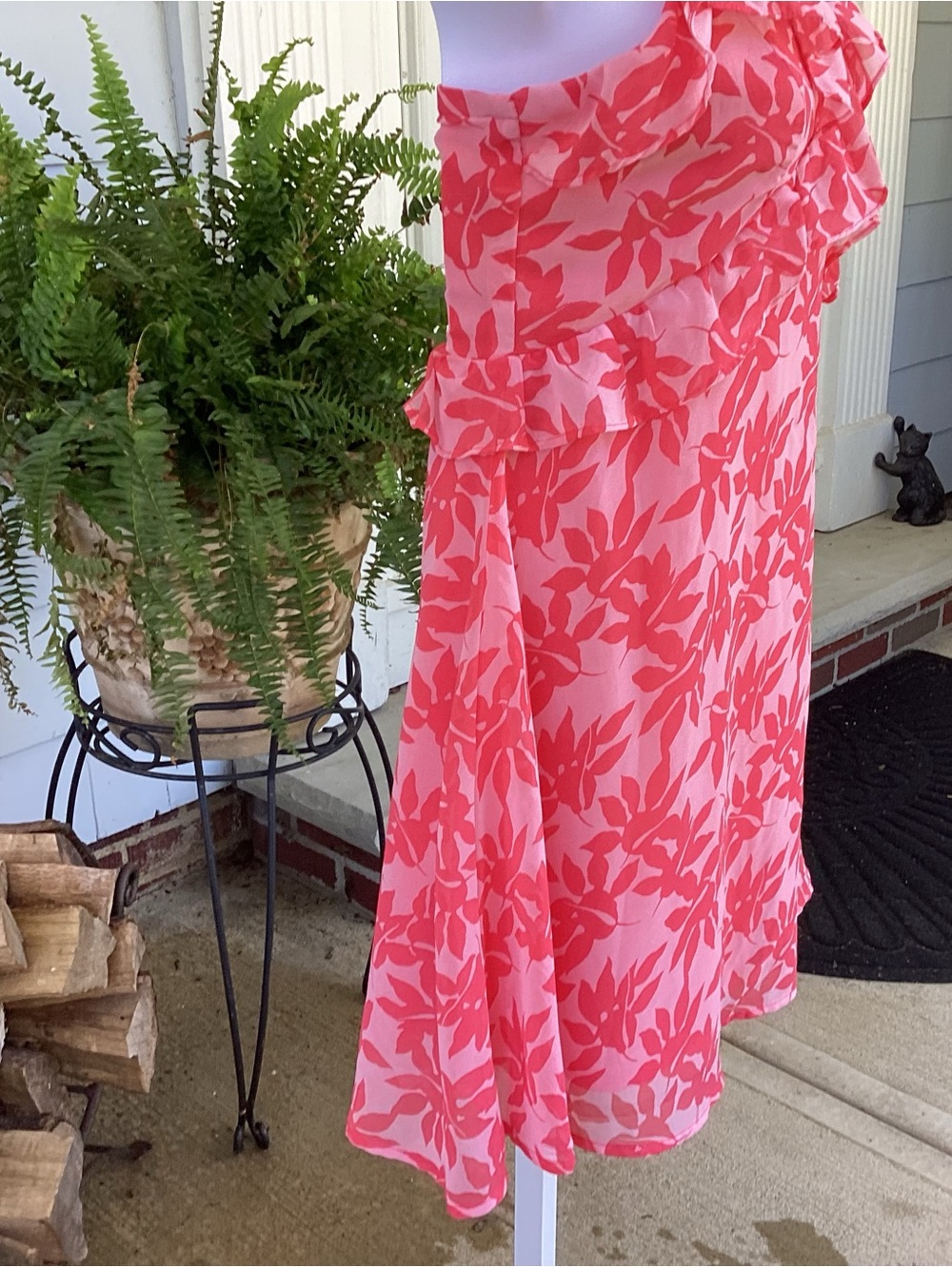 Francesca’s Miami Pink and Coral Floral Ruffle Slip Dress LNWOT Size L - Picture 12 of 15